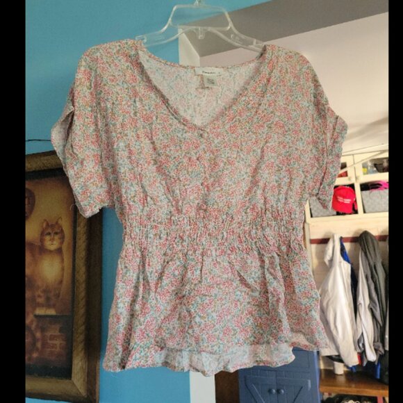 Tops - Womens size small Floral shirt